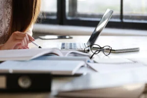 Leia mais sobre o artigo Como Estudar para ENEM: Dicas e Estratégias para o Sucesso
