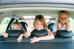 Leia mais sobre o artigo Como viajar com as crianças em segurança?